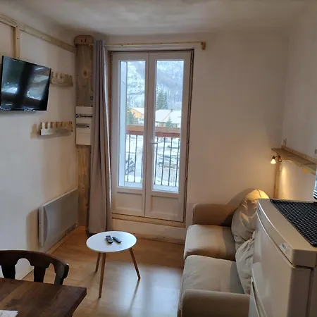 A Decouvrir Joli Petit Appart Au Coeur Du Village Vallouise Extérieur photo